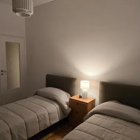 Апартаменты Michelle With Private Parking Специя