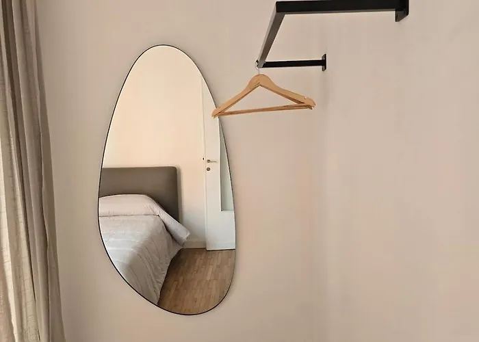 Апартаменты Michelle With Private Parking