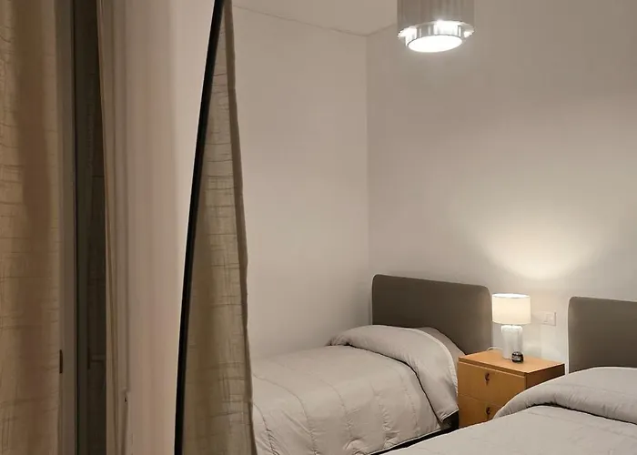 Michelle With Private Parking Апартаменты Специя