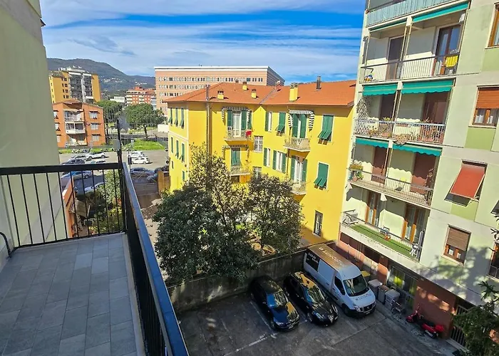 Michelle With Private Parking * Специя